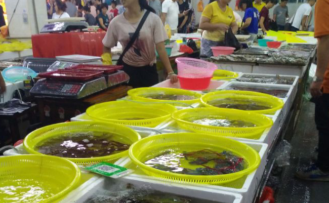 海口自驾游吃海鲜，海口海鲜市场